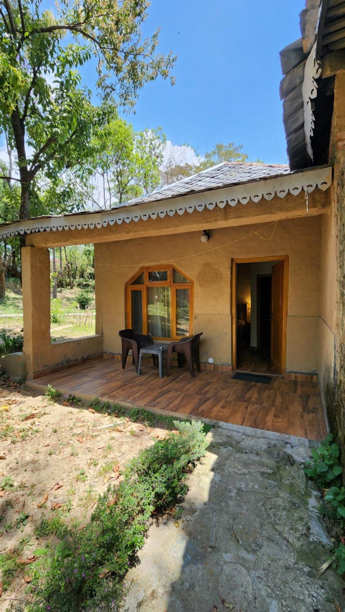 Namlang Resort บีร์ ภายนอก รูปภาพ