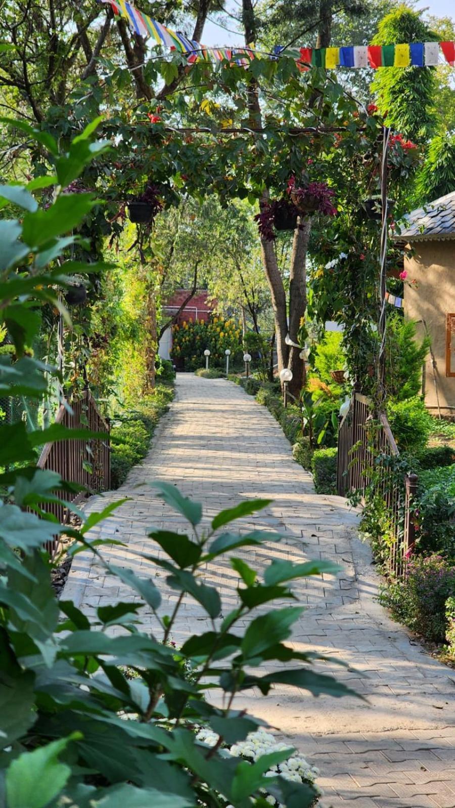 Namlang Resort บีร์ ภายนอก รูปภาพ