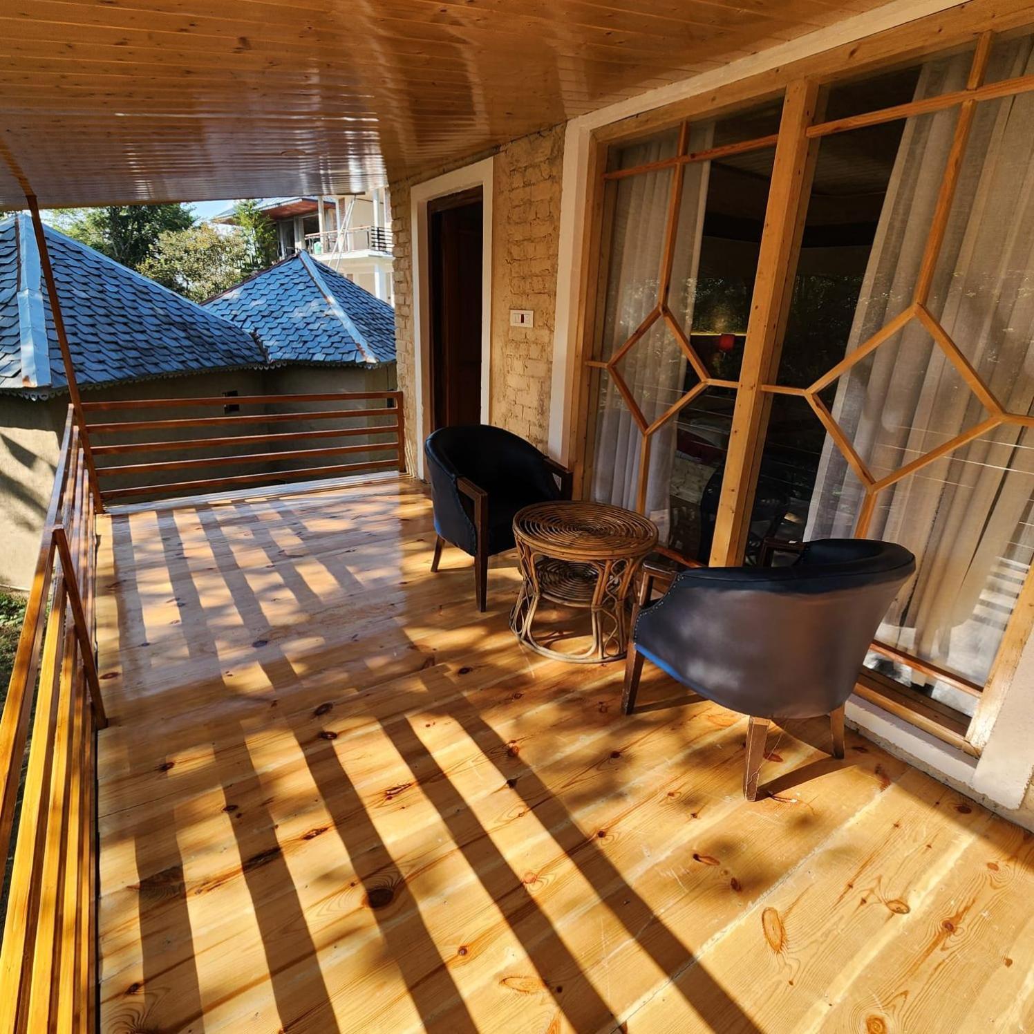 Namlang Resort บีร์ ภายนอก รูปภาพ