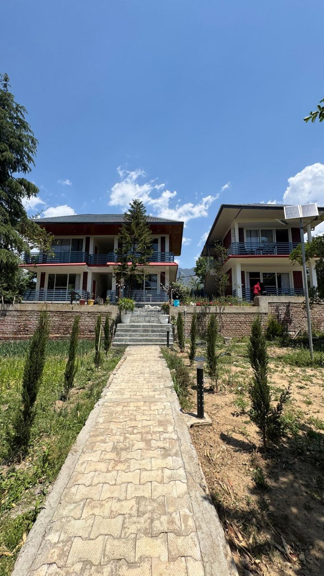 Namlang Resort บีร์ ภายนอก รูปภาพ